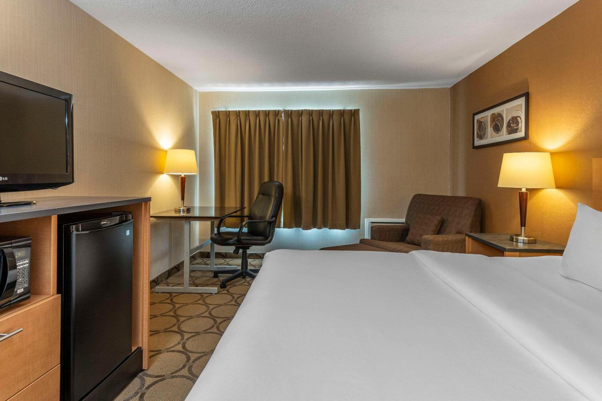 Comfort Inn Drummondville Exteriör bild
