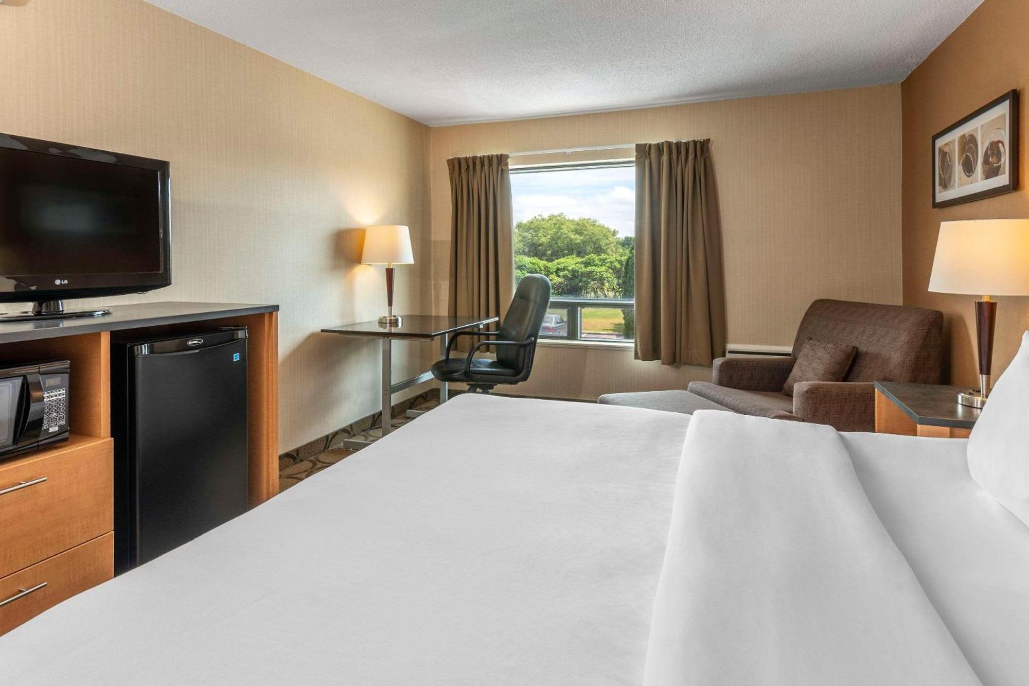 Comfort Inn Drummondville Exteriör bild
