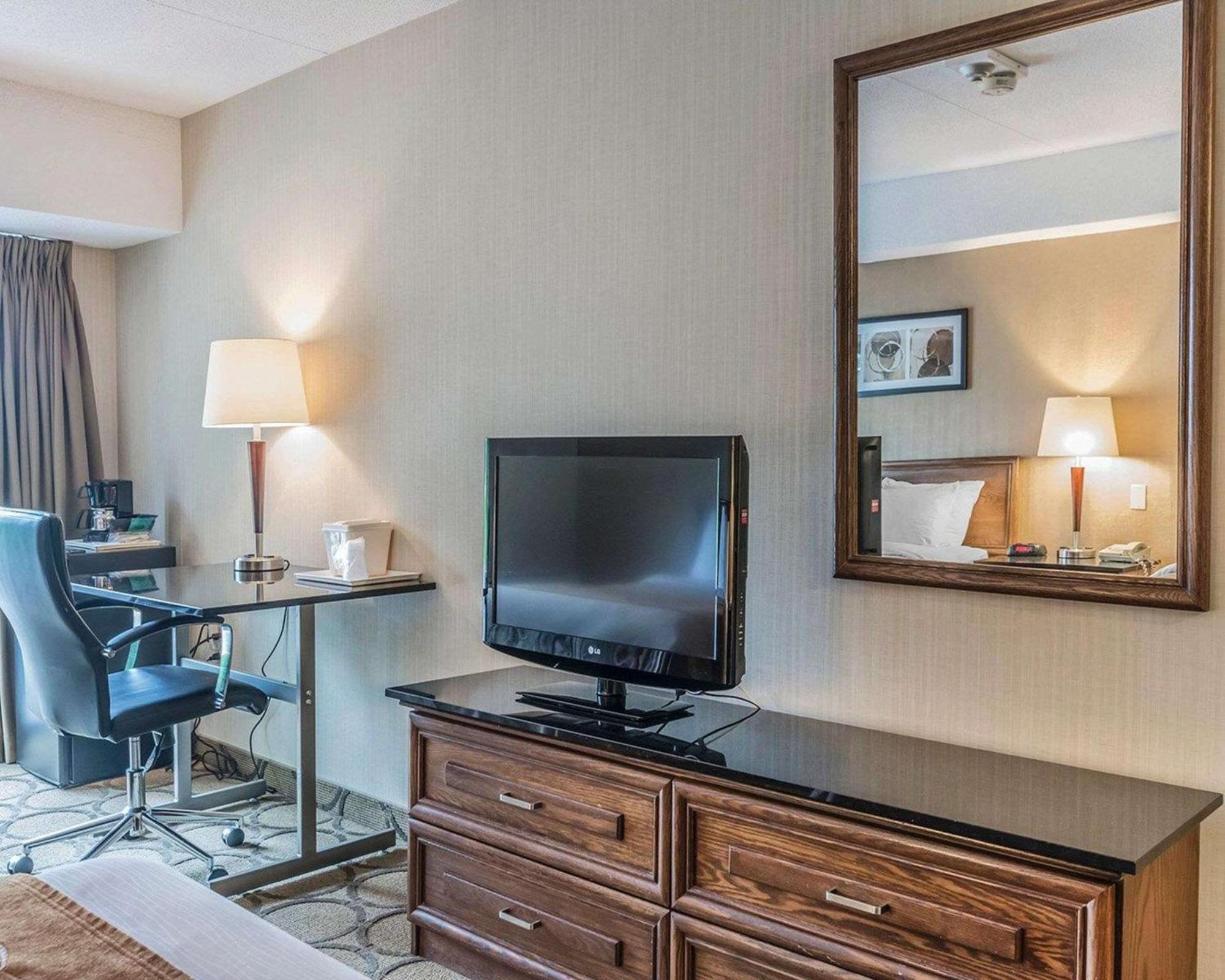 Comfort Inn Drummondville Exteriör bild