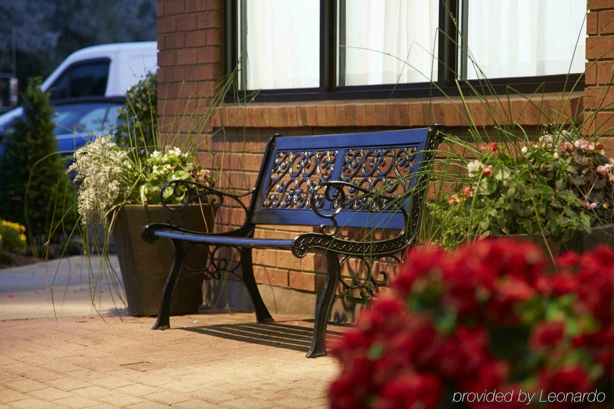 Comfort Inn Drummondville Exteriör bild